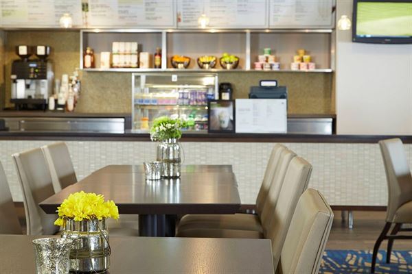 Courtyard Boston Natick