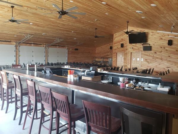 Jeff's Sports Bar and Grill