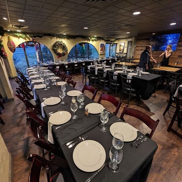 Cocos Italian Restaurant West Location