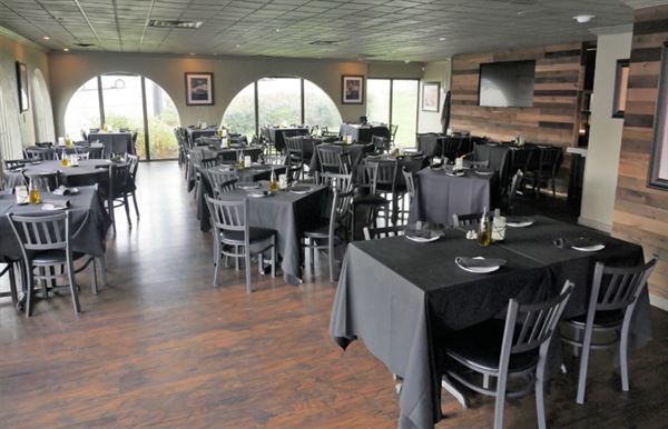 Cocos Italian Restaurant West Location