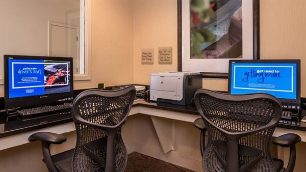 Hilton Garden Inn White Marsh