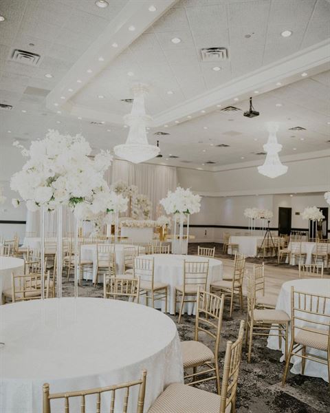 L'Azzurra Banquet Hall Vaughan