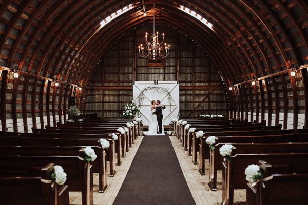 Colonnade Golf And Country Club