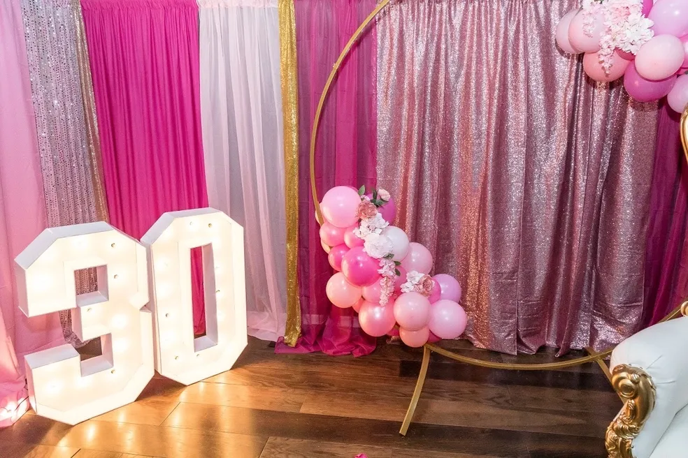 Royal Throne Event Center