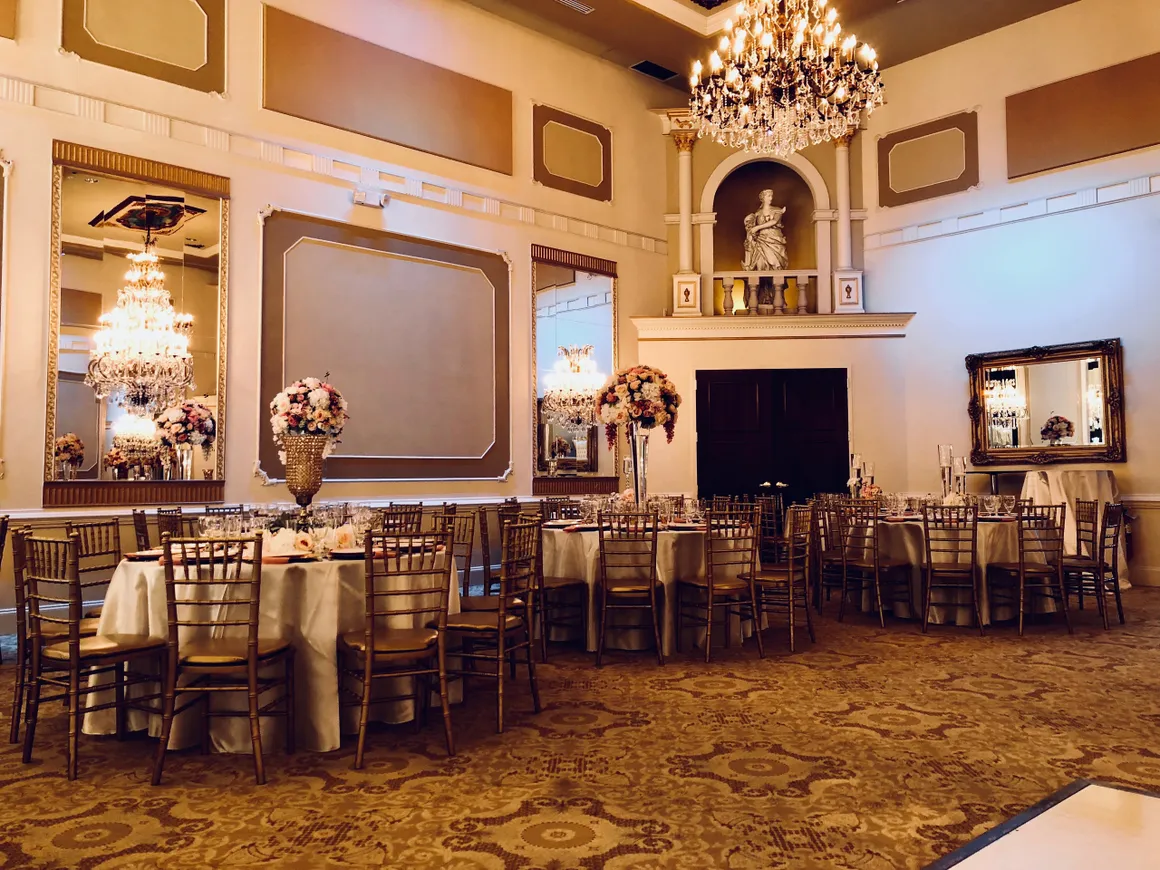 Royal Throne Event Center