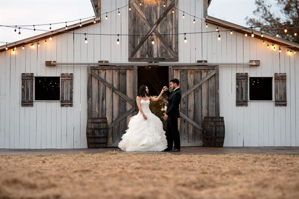 White Oaks Wedding & Event Center