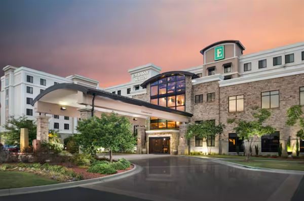 Embassy Suites by Hilton Fayetteville Fort Bragg