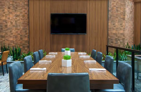 Embassy Suites by Hilton Portland Tigard