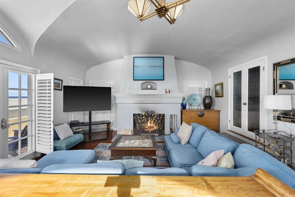 Hermosa Legacy Productions