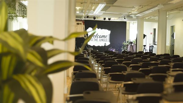 Digital Jungle: Your All-in-One Space for Conference, Hackathons, Workshops, Podcasts & Networking