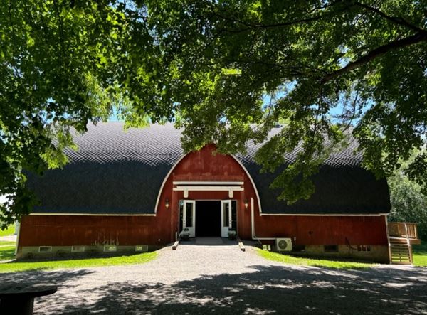 Howling Moon Weddings & Events