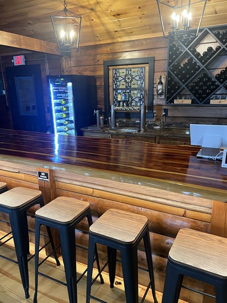 Bridging Vines Winery & Brewery