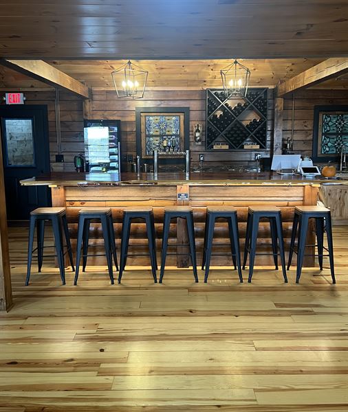 Bridging Vines Winery & Brewery