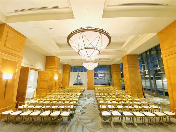 Chiavari Chairs Rentals Kelowna