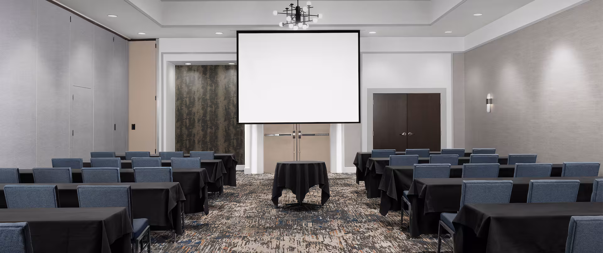 Embassy Suites Atlanta - Kennesaw Town Center