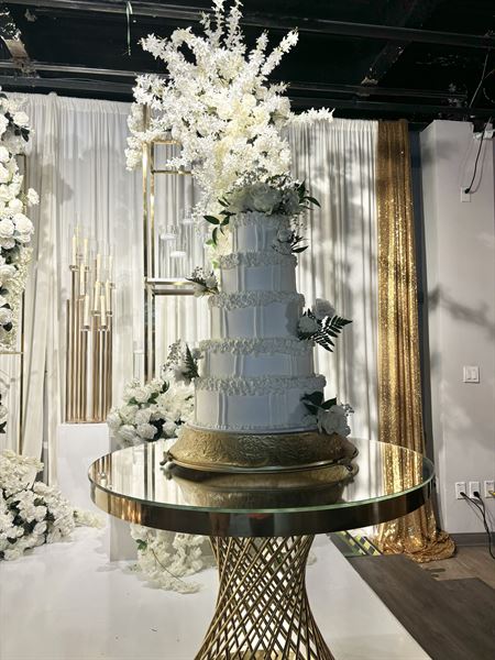 Artful Cakery by Julie