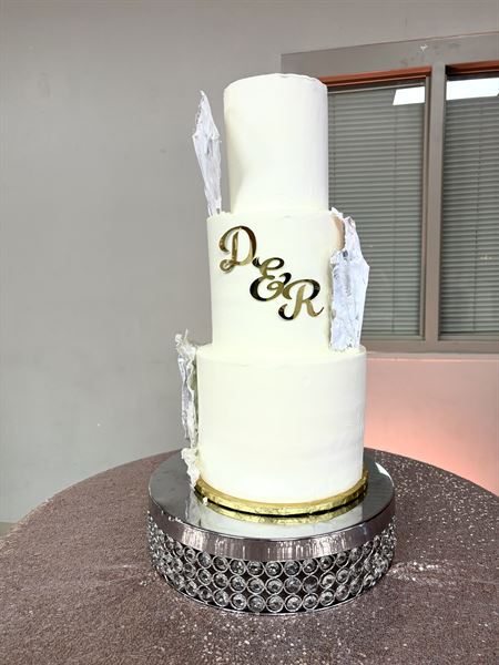 Artful Cakery by Julie