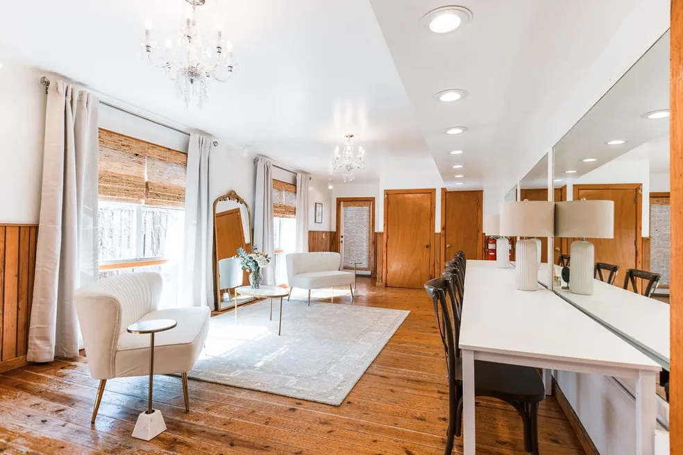 The Garden Room on Dickson St.