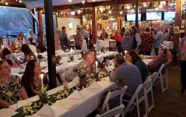 Mo's Irish Pub Vintage Park