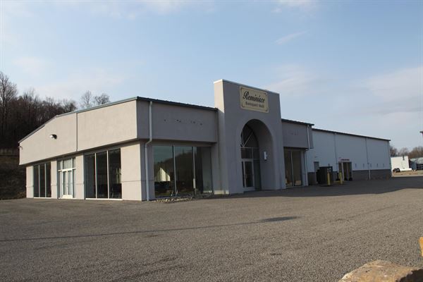 Reminisce Banquet Center