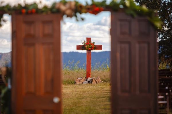 The Lake at Willow Oaks Weddings & Events