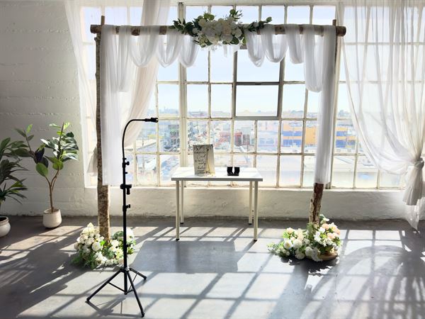 Skyline Loft + Rooftop