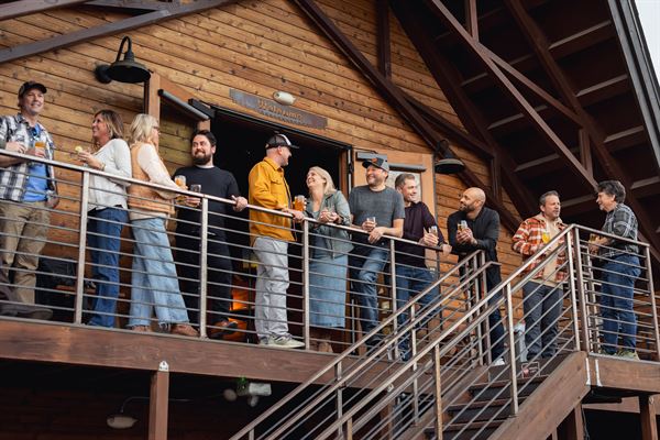 Crosscut- Warming Hut No.5