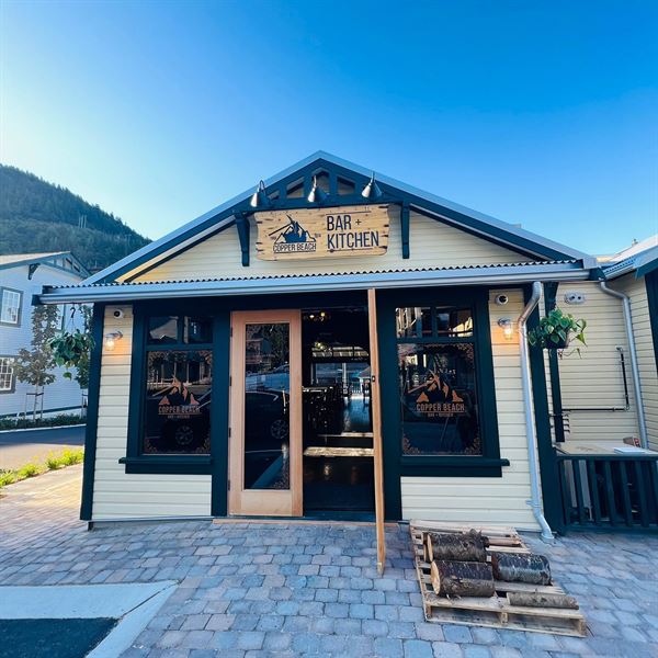 Copper Beach Bar + Kitchen