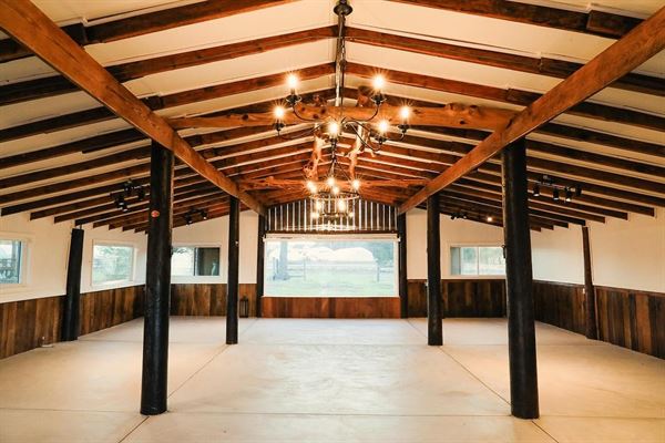 Evening Sunshine Venue