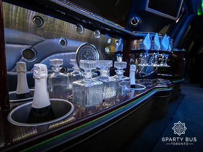 6Party Bus Toronto