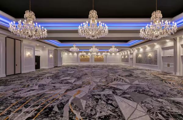 DoubleTree by Hilton Canton Downtown