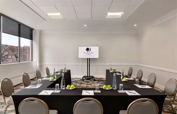 DoubleTree by Hilton Canton Downtown