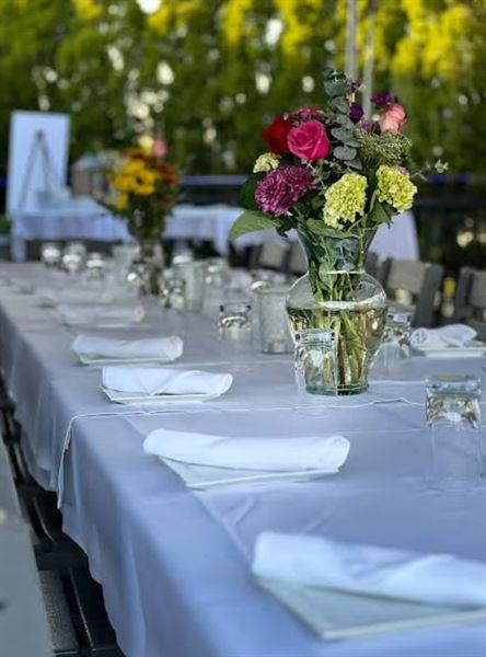 Anna's Harborside Grille