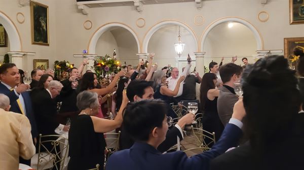 VinDk8 Entertainment