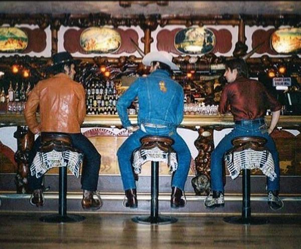 Million Dollar Cowboy Bar