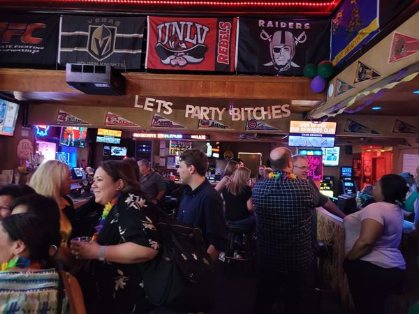 Stake Out Bar & Grill