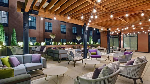 Courtyard Manhattan Aggieville