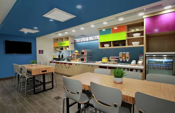 Home2 Suites by Hilton Mobile I-65 Government Boulevard