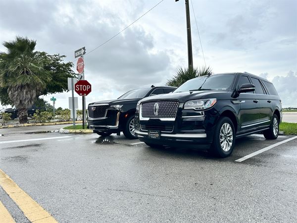 Sunshine Limo Chauffeured Transportation Worldwide