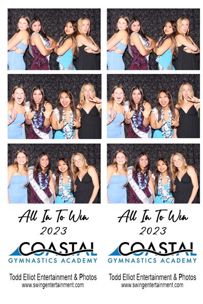 I HEART MOMO PHOTO BOOTH