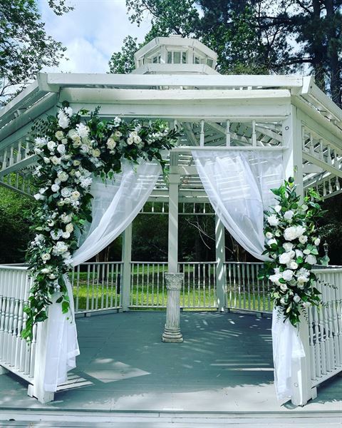 Ella's Garden Wedding & Event Venue