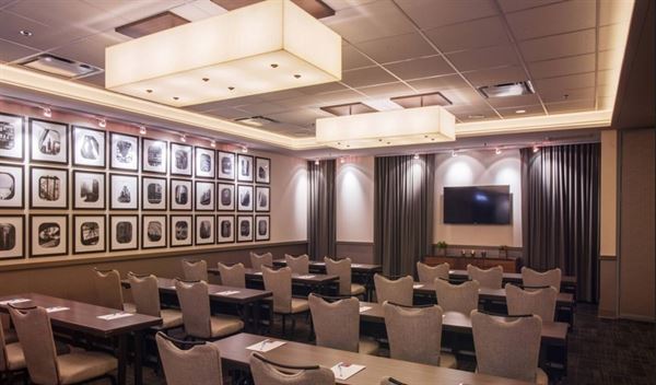 Fairfield Inn & Suites Chicago Downtown/River North