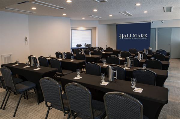 Hallmark Resort & Spa in Cannon Beach