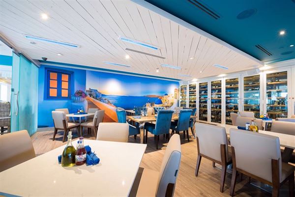 Santorini By Georgios