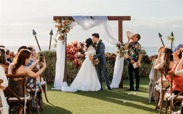 Royal Lahaina Resort & Bungalows