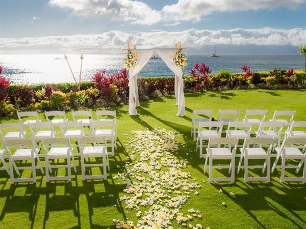 Royal Lahaina Resort & Bungalows