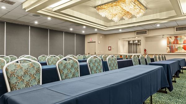 Airport Honolulu Hotel