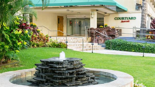 Courtyard Waikiki Beach