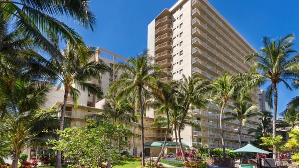 Courtyard Waikiki Beach