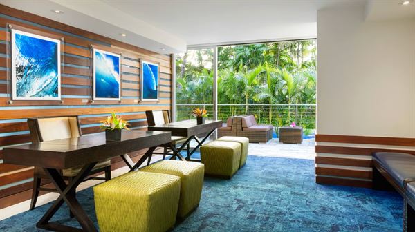 Courtyard Waikiki Beach